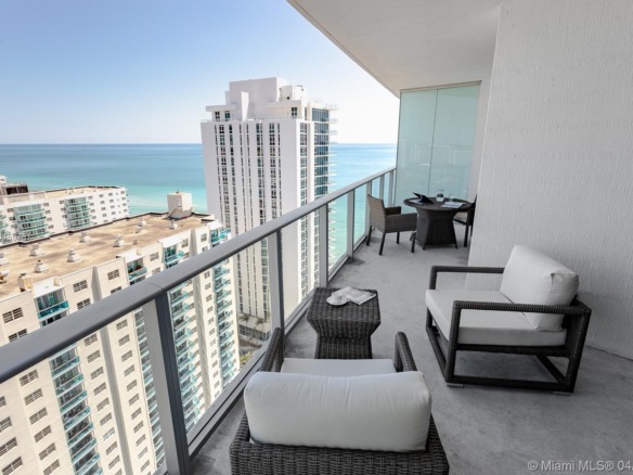 4111 S ocean dr # 1810, Hollywood FL 33019 — #A10458781