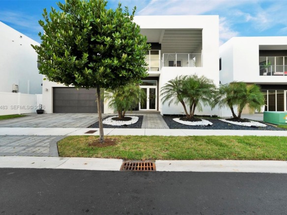 10055 NW 77th St, Doral FL 33178 — #A11941483