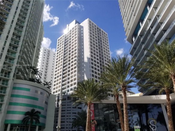 170 SE 14th St # 1407, Miami FL 33131 — #A10825136