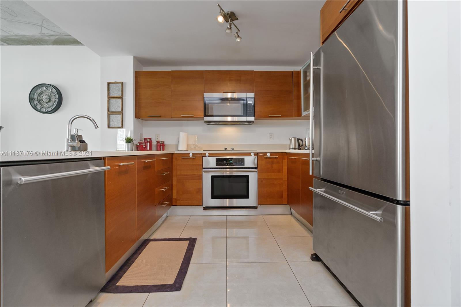 1ad5be0d-404 Listing #A11137176