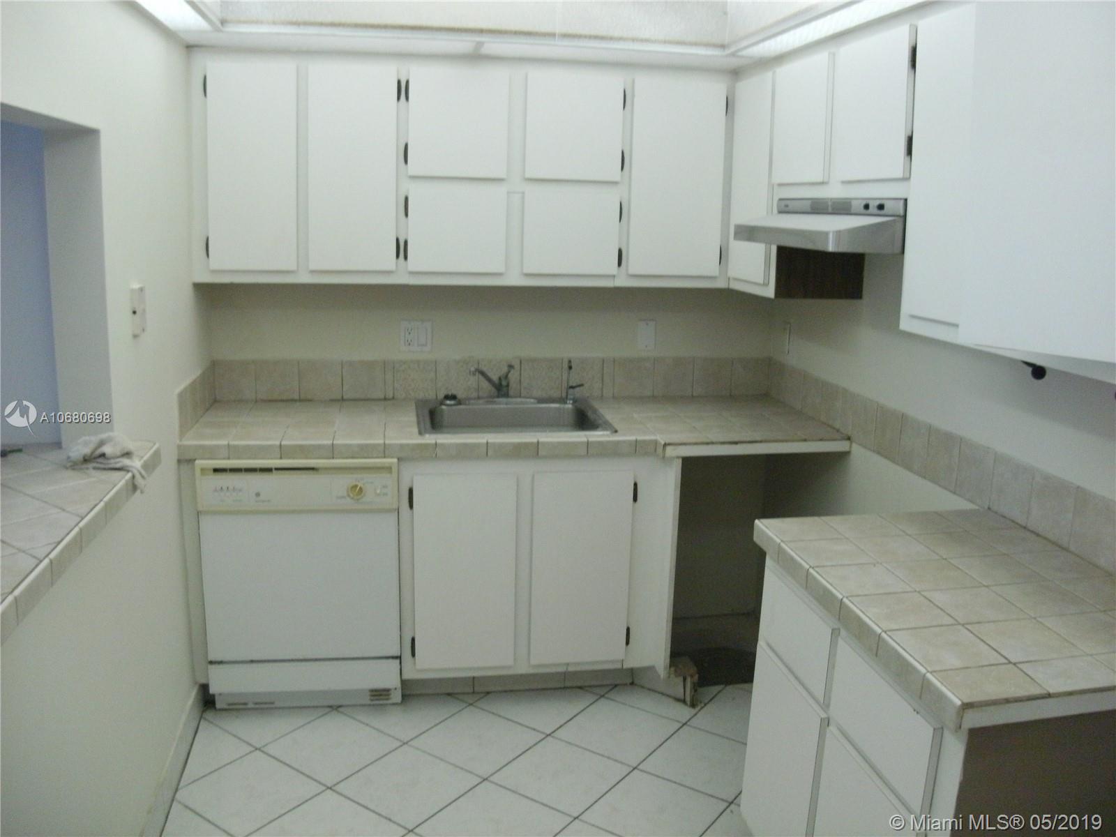 GE DIGITAL CAMERA 4174 Inverrary Dr # 911, Lauderhill FL 33319 — #A10680698