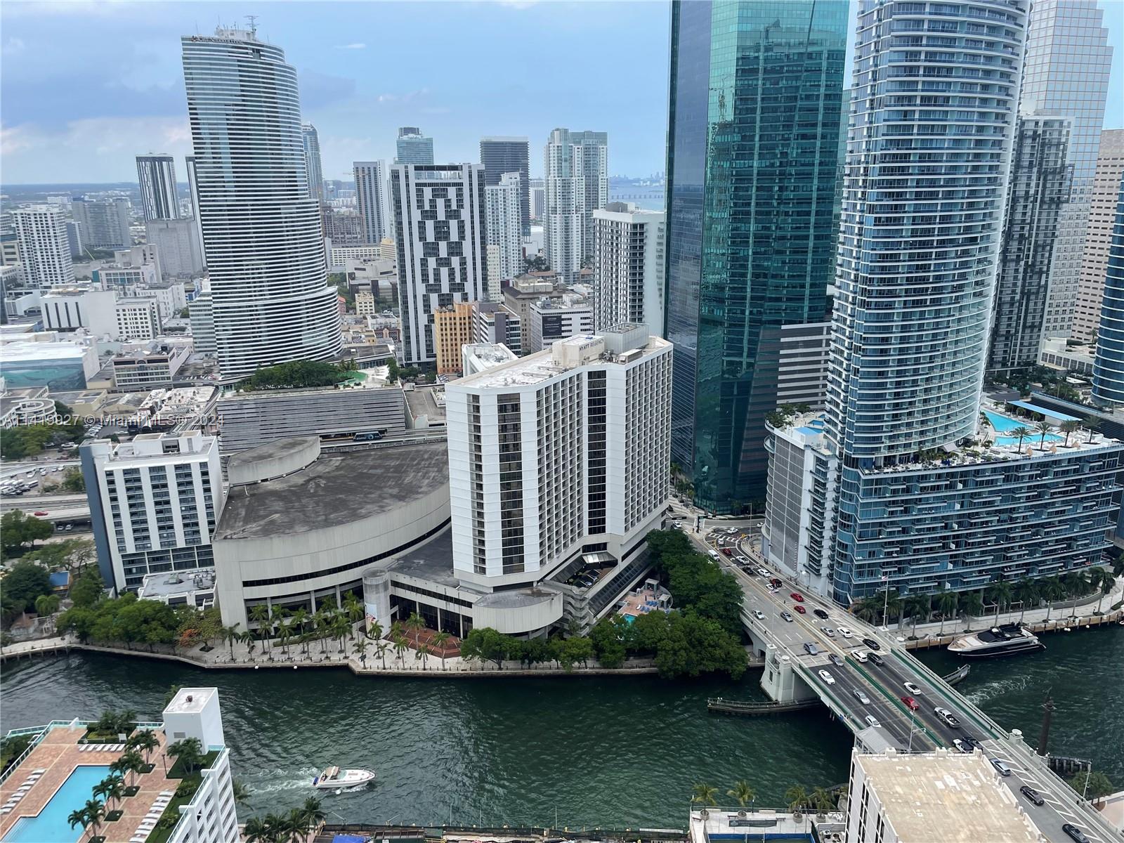 55 SE 6th St, Miami FL 33131 — #A11419927