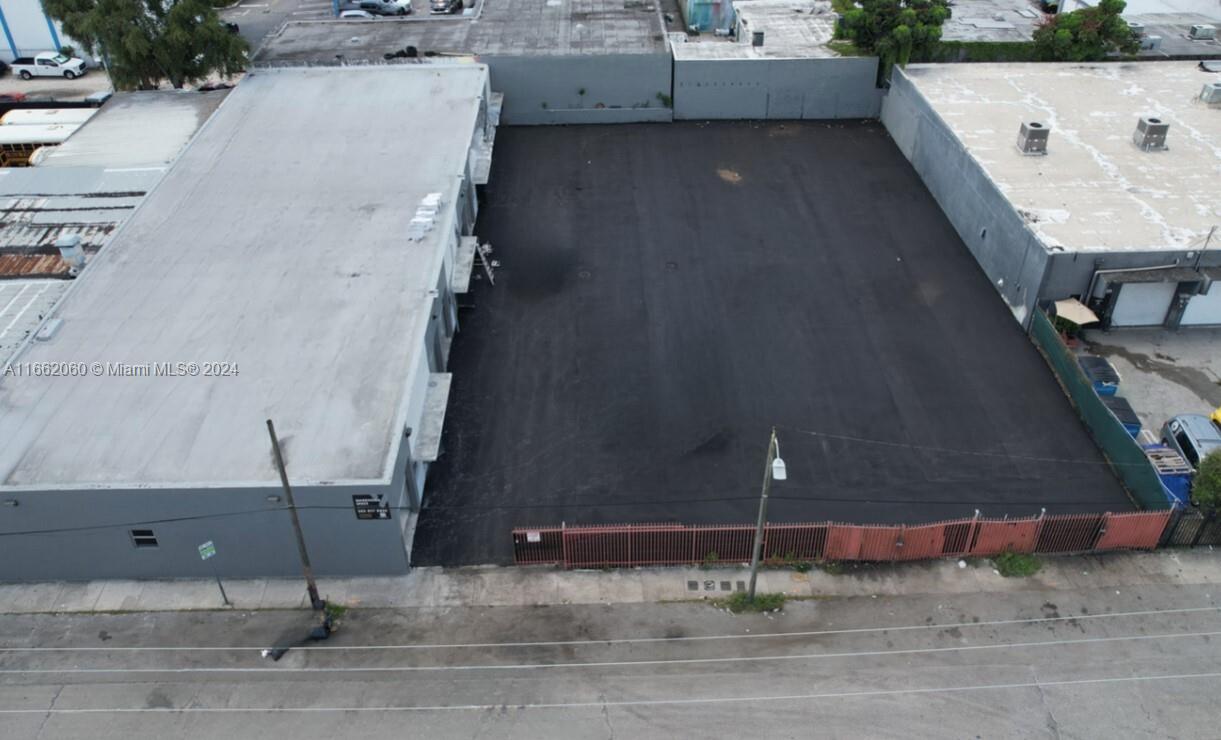 6dd28e9b-125 1740 NW 22nd St, Miami FL 33142 — #A11662060