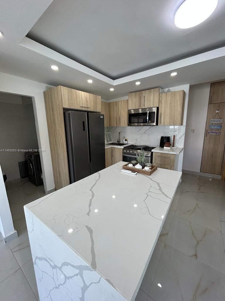 6dd28e9b-16 2222 Carretera Sanchez # 202, CA 91000 — #A11453083