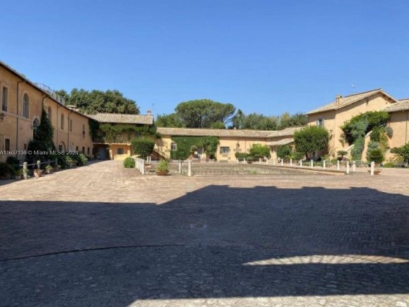 4 NW Via tiberina, 00100 — #A11637136