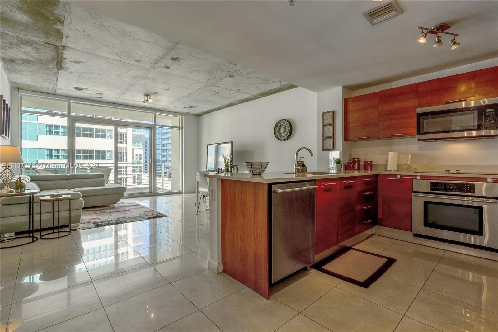 6dd28e9b-387 Listing #A11137176