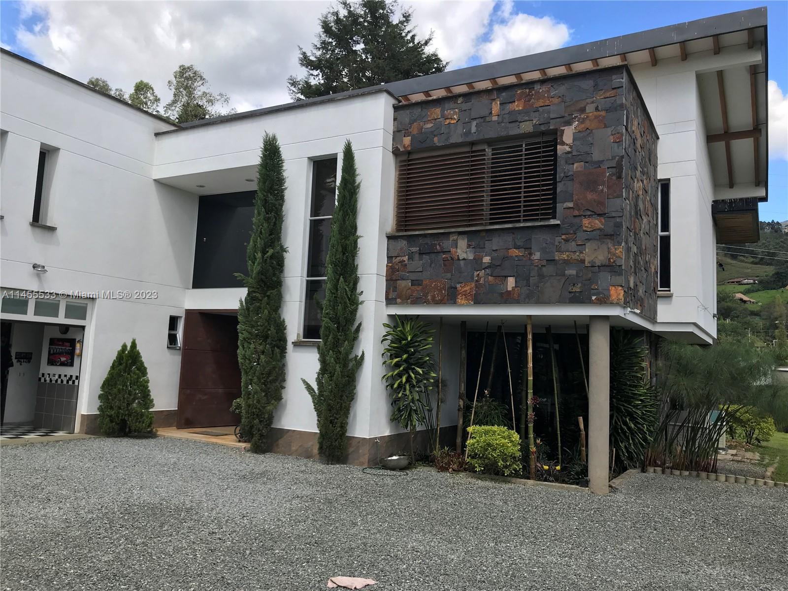 CRA 24 – 36DSUR151 S EL Escobero, AN 055421 — #A11455533