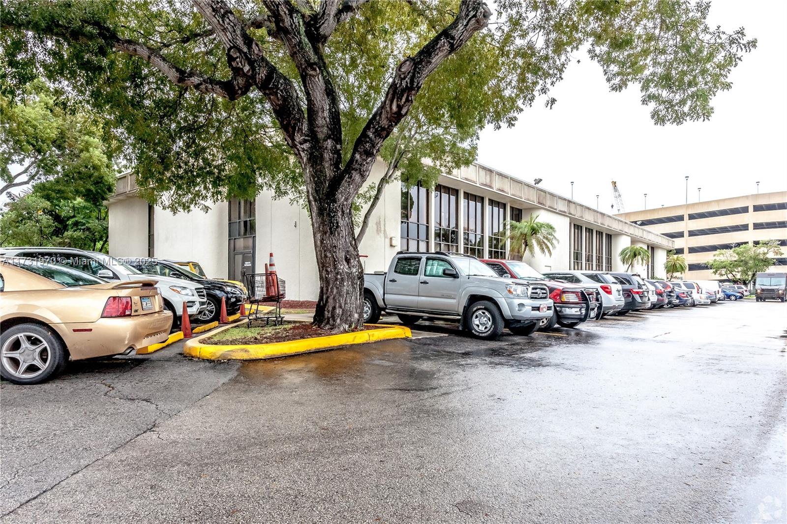 83dcefb7-108 Listing #A11731970