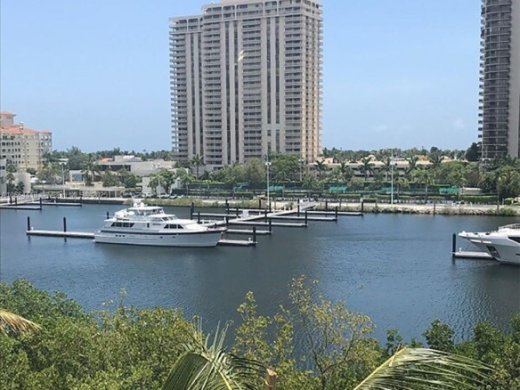 19701 E Country Club Dr # 5606, Aventura FL 33180 — #A10664418