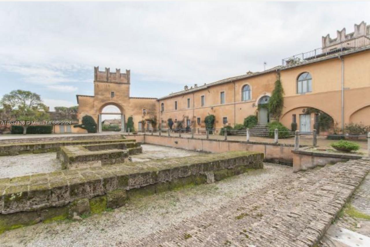 83dcefb7-35 4 NW Via tiberina, 00100 — #A11637136