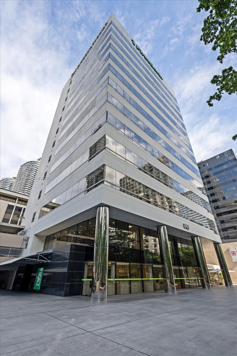 83dcefb7-464 848 Brickell Ave, Miami FL 33131 — #A11164573