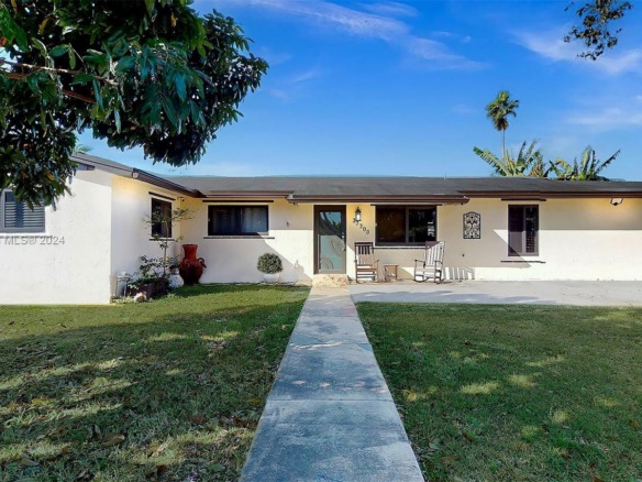 27200 SW 162nd Ave, Homestead FL 33031 — #A11711043