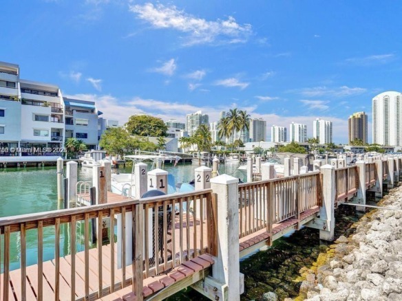 400 Kings Point Dr # 106, Sunny Isles Beach FL 33160 — #A11720100
