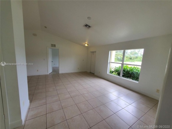 466 rewing st, Lehigh Acres FL 33974 — #A11638012