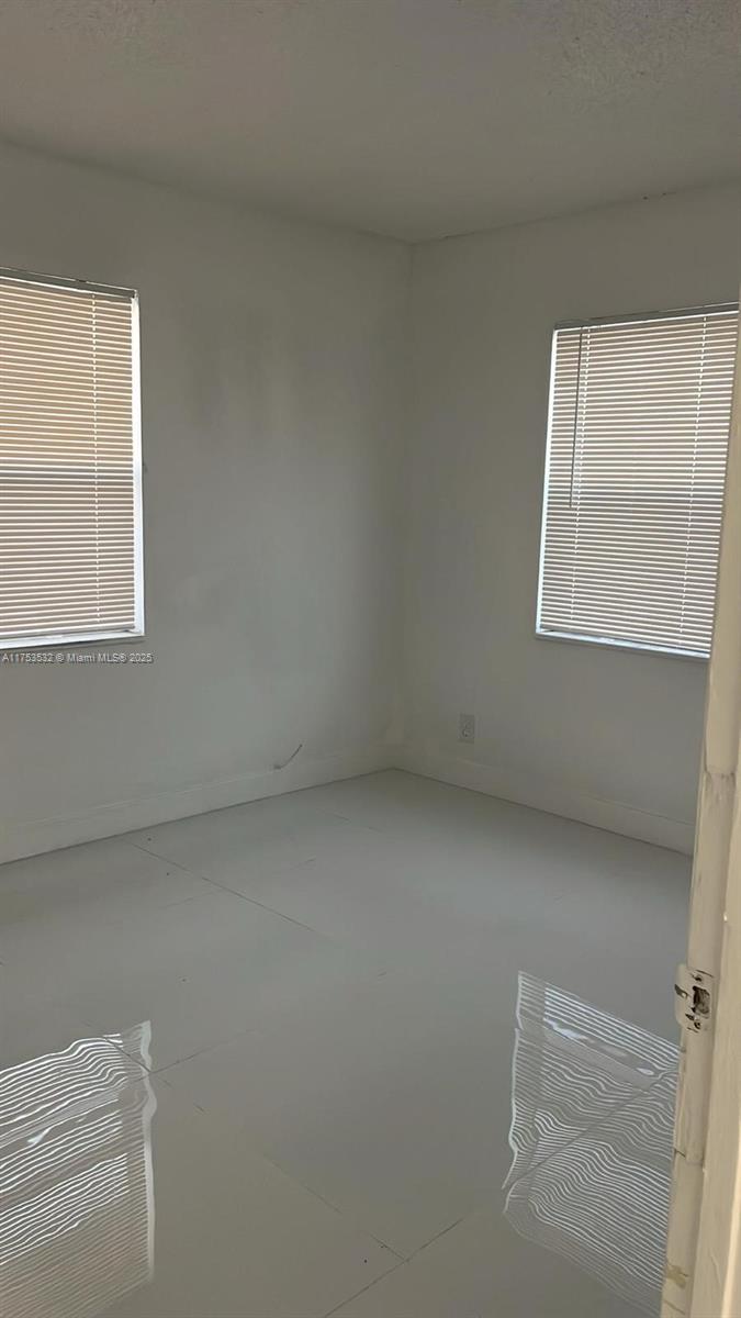 84b12bae-167 550 NE 44th St # M2, Deerfield Beach FL 33064 — #A11753532