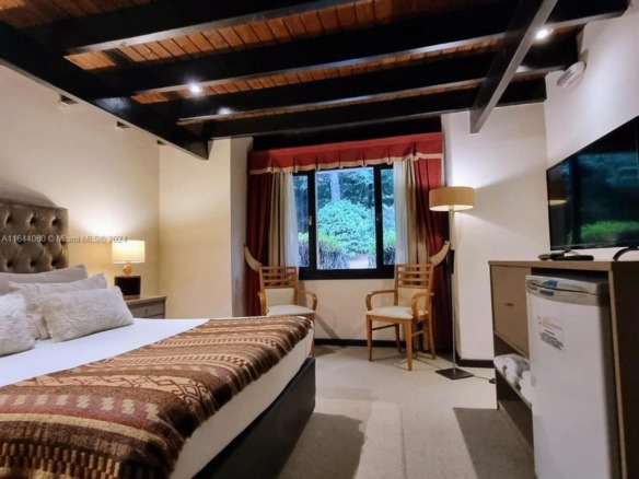 ARGENTINA Puerto Manzano Villa La Angostura — #A11644060