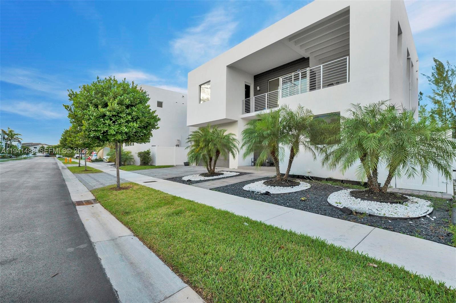 10055 NW 77th St, Doral FL 33178 — #A11941483