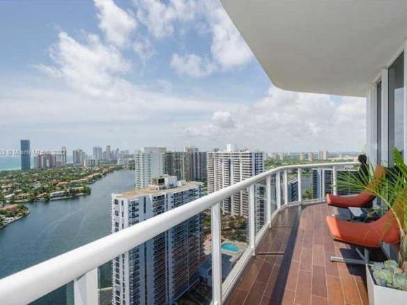 3802 NE 207th St # 2802, Aventura FL 33180 — #A10742553
