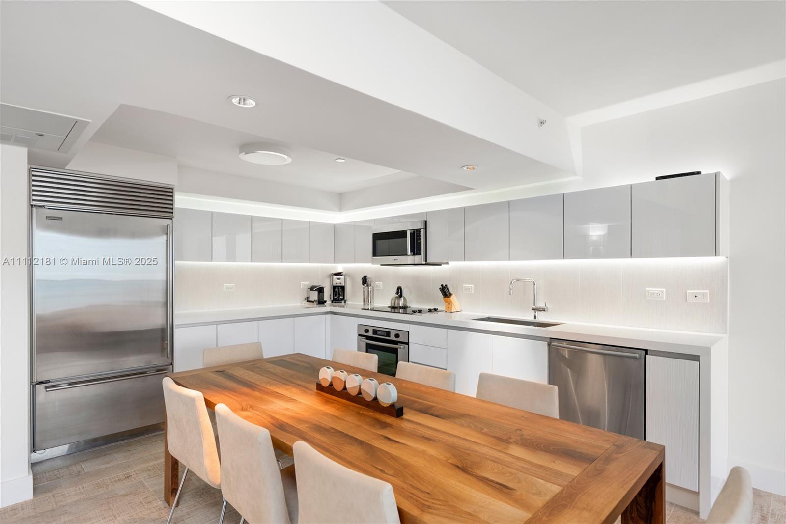 f3b61b38-341 102 24th St # 1219, Miami Beach FL 33139 — #A11112181