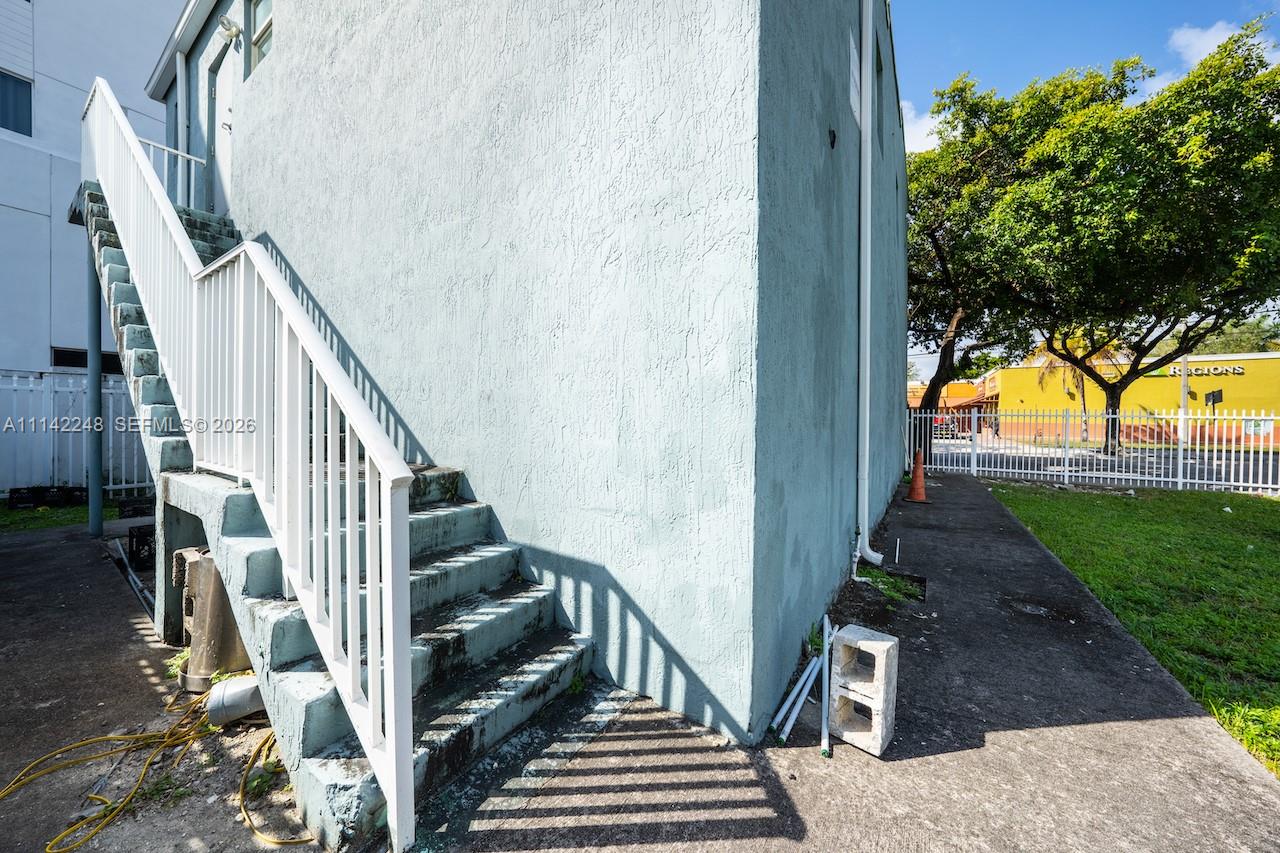 f3b61b38-367 1525 NW 3rd Ave, Miami FL 33136 — #A11142248