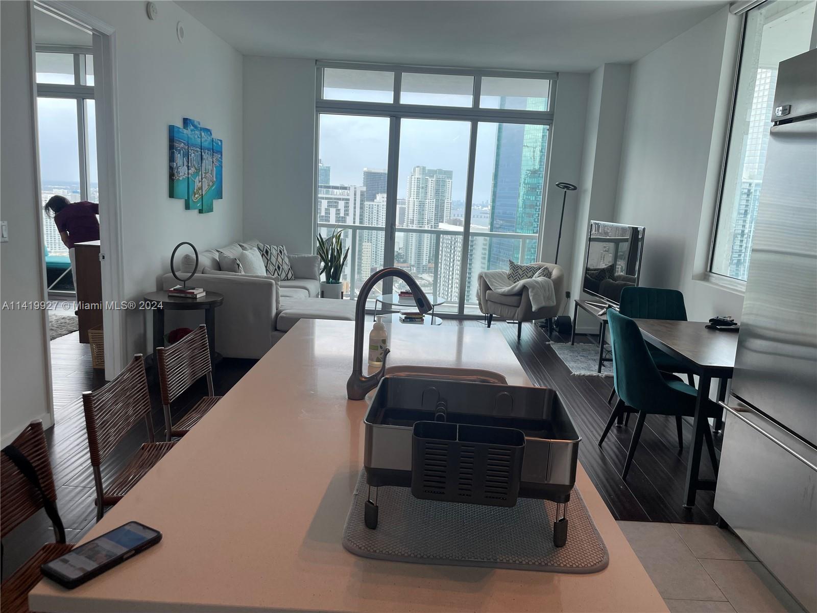 55 SE 6th St, Miami FL 33131 — #A11419927